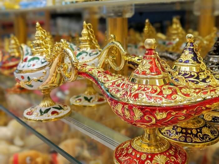 ドバイ おすすめお土産ランキング15選 人気のお菓子やかわいい雑貨が盛りだくさん オミィ 海外旅行編