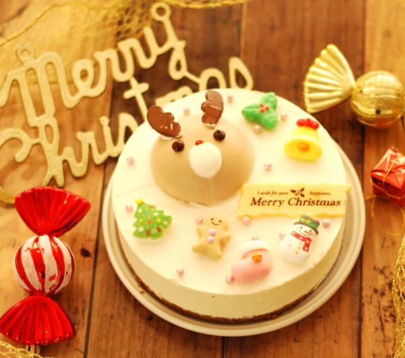トナカイのホワイトミルクムースケーキ／おいもや 　人気のお取り寄せクリスマスケーキ